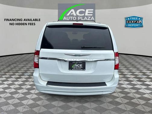 White 2016 Chrysler Town & Country Touring