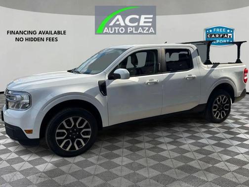 White 2022 Ford Maverick Lariat