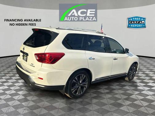 2017 Nissan Pathfinder Platinum