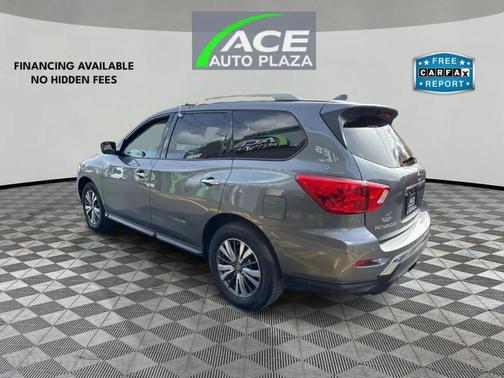 2019 Nissan Pathfinder SV