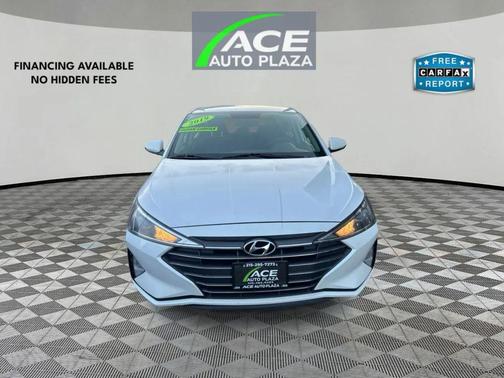 2019 Hyundai ELANTRA SE