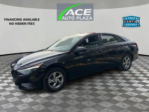 2022 Hyundai ELANTRA SE