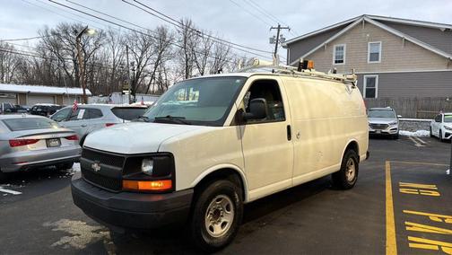 2009 Chevrolet Express 2500 Base
