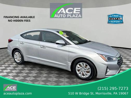 2019 Hyundai ELANTRA SE