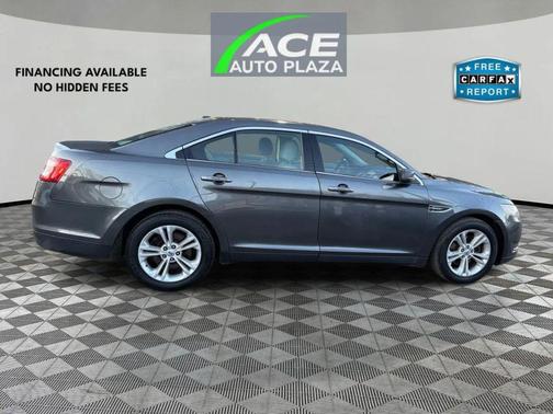 2018 Ford Taurus SE
