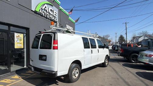 2011 Chevrolet Express 2500 Work Van
