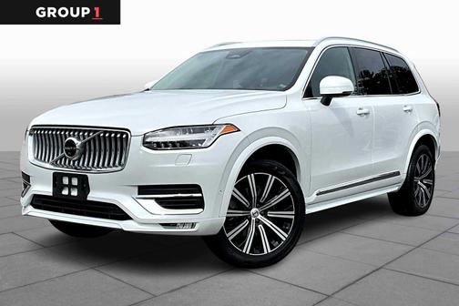 2023 Volvo XC90 B5 AWD Plus