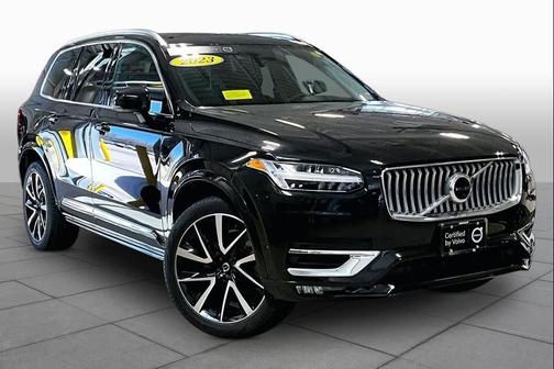 Onyx Black 2023 Volvo XC90 Plus