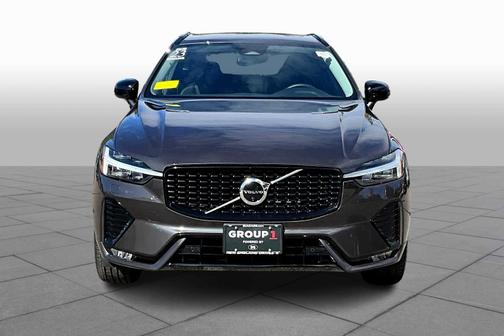 2023 Volvo XC60 B5 AWD Plus Dark