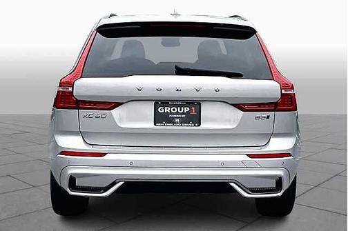 2023 Volvo XC60 Plus