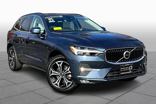2022 Volvo XC60 B5 AWD Momentum