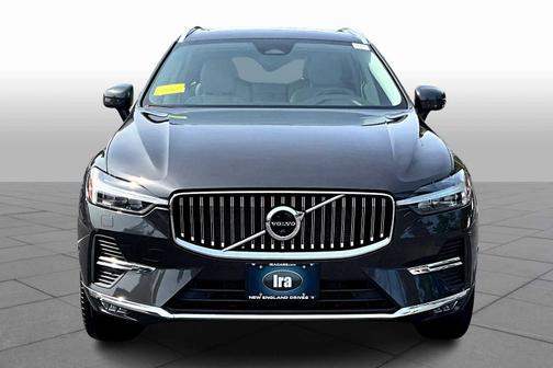 2023 Volvo XC60 B5 AWD Plus Bright