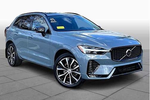 2023 Volvo XC60 Plus