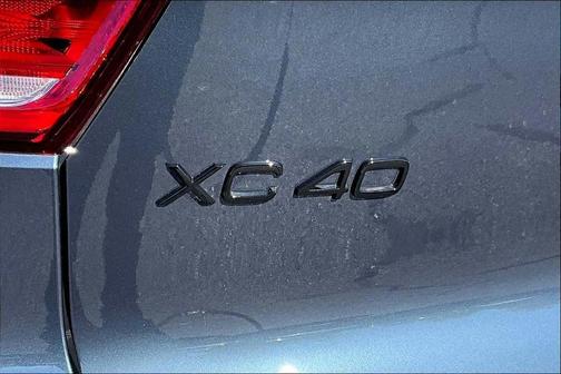 Denim Blue 2026 Volvo XC40 Black Edition Ultra, B5 AWD Gas (mild hybrid)