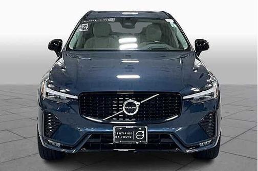 2024 Volvo XC60 B5 Ultimate Dark