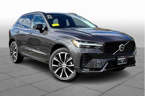 2023 Volvo XC60 Plus