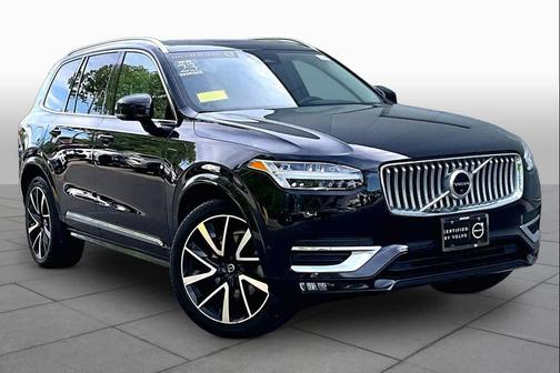 Onyx Black Metallic 2023 Volvo XC90 B6 Plus 7-Seater