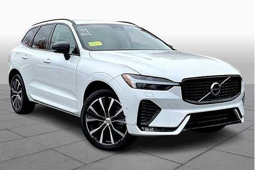 2023 Volvo XC60 Plus