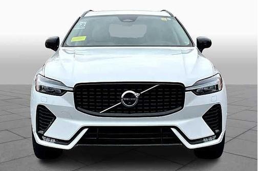 2023 Volvo XC60 Plus