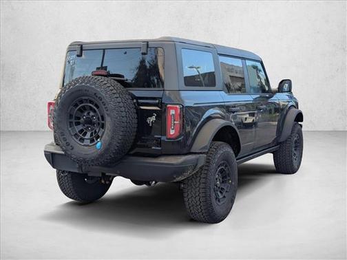 Shadow Black 2026 Ford Bronco Badlands