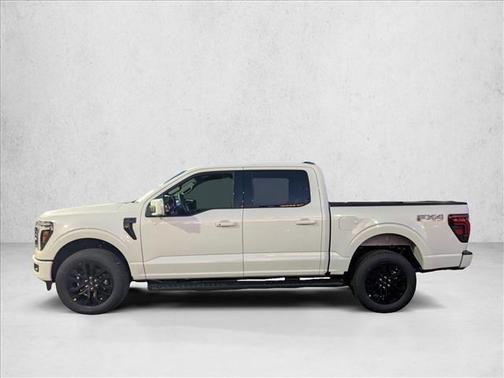 Star White Metallic Tri-Coat 2026 Ford F-150 Lariat