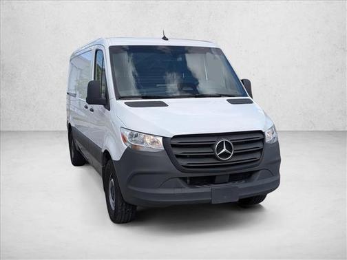 2025 Mercedes-Benz Sprinter 2500 Standard Roof