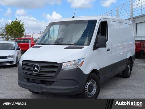 2025 Mercedes-Benz Sprinter 2500 Standard Roof