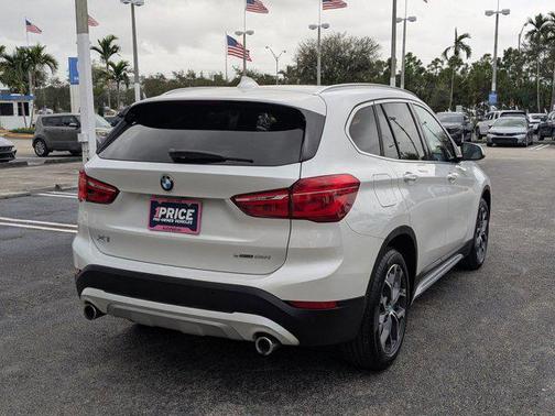 2022 BMW X1 sDrive28i