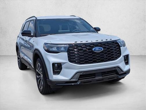 Space White Metallic 2026 Ford Explorer ST-Line