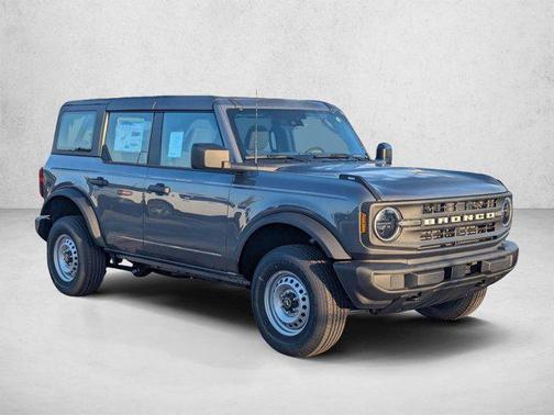 Carbonized Gray Metallic 2026 Ford Bronco Base