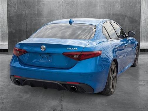2018 Alfa Romeo Giulia Base
