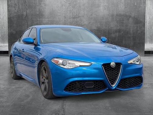 2018 Alfa Romeo Giulia Base