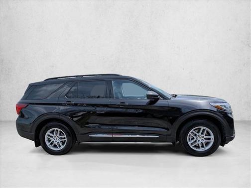 Agate Black Metallic 2025 Ford Explorer Active