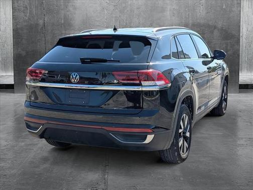 2022 Volkswagen Atlas Cross Sport 2.0T SE