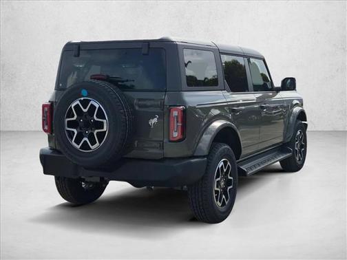 Marsh Gray 2026 Ford Bronco Outer Banks