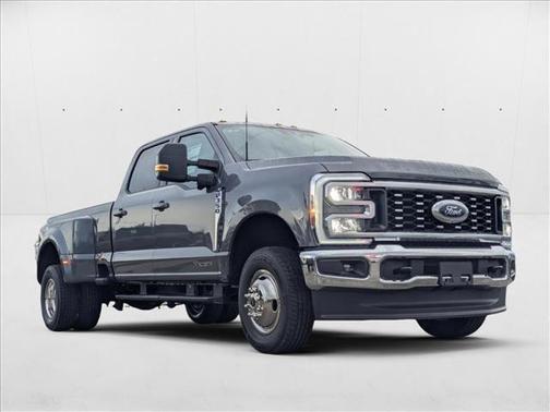 2026 Ford F-350 XLT