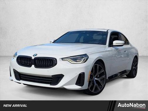 2022 BMW 230 i