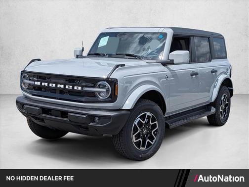 Avalanche Gray 2026 Ford Bronco Outer Banks
