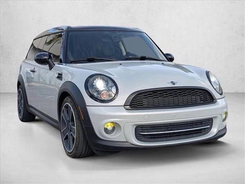 2011 MINI Cooper Clubman Base