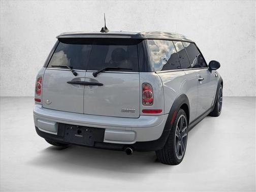 2011 MINI Cooper Clubman Base