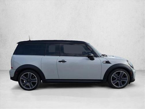2011 MINI Cooper Clubman Base