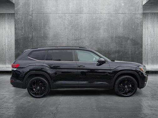 2023 Volkswagen Atlas 3.6L SE w/Technology