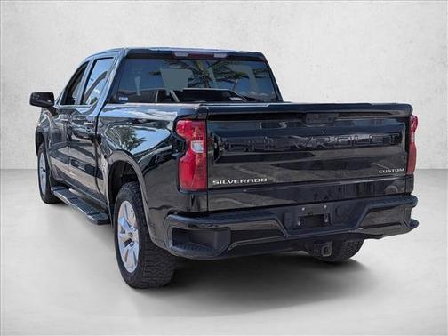 Black 2022 Chevrolet Silverado 1500 Custom