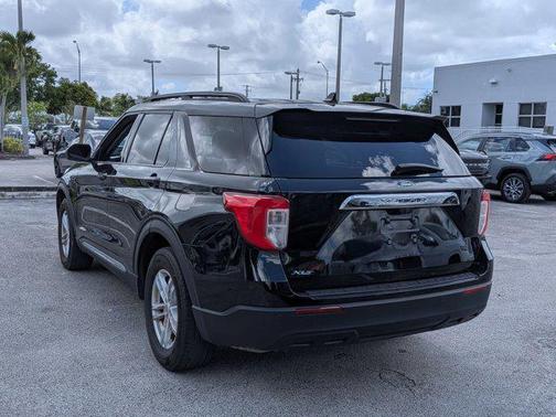 Agate Black Metallic 2023 Ford Explorer XLT