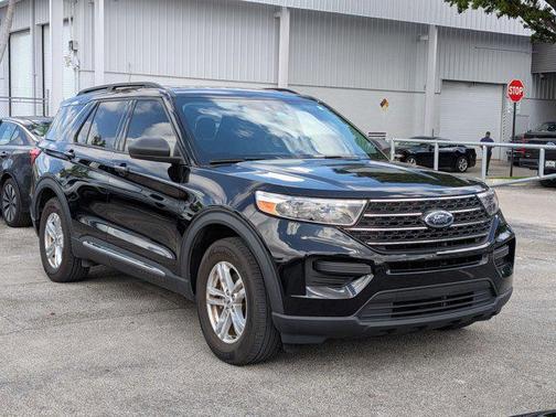 Agate Black Metallic 2023 Ford Explorer XLT