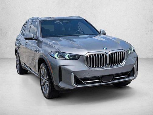 Skyscraper Grey Metallic 2024 BMW X5 sDrive40i