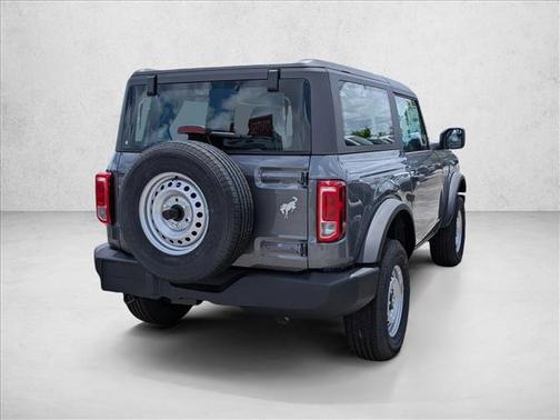 Carbonized Gray Metallic 2026 Ford Bronco Base
