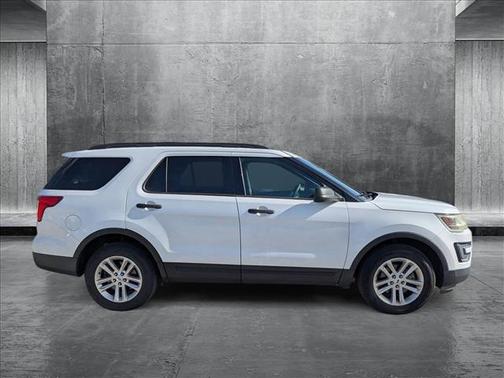 2016 Ford Explorer Base