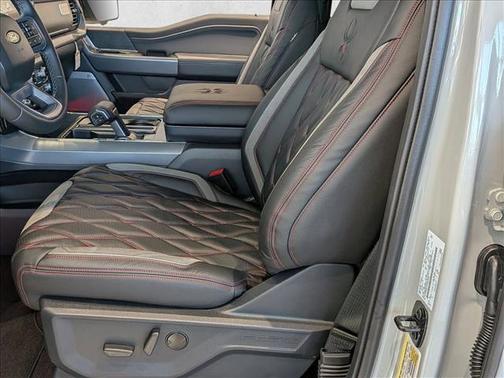 Avalanche 2026 Ford F-150 XLT