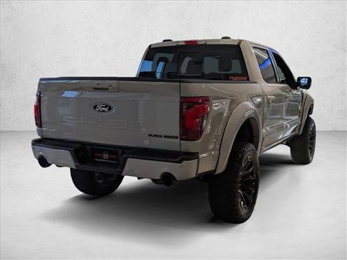 Avalanche 2026 Ford F-150 XLT